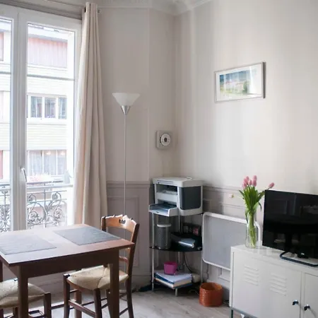 Cosy Apt Near Parc De La 巴黎