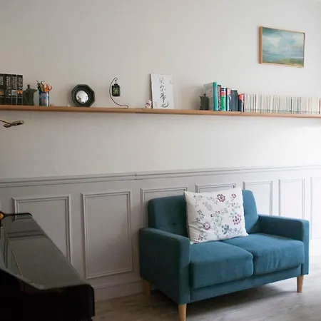 Cosy Apt Near Parc De La